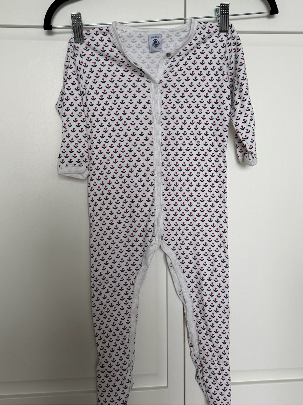 Like new Petit Bateau Floral Tulip Footed Sleeper Pajamas 24M